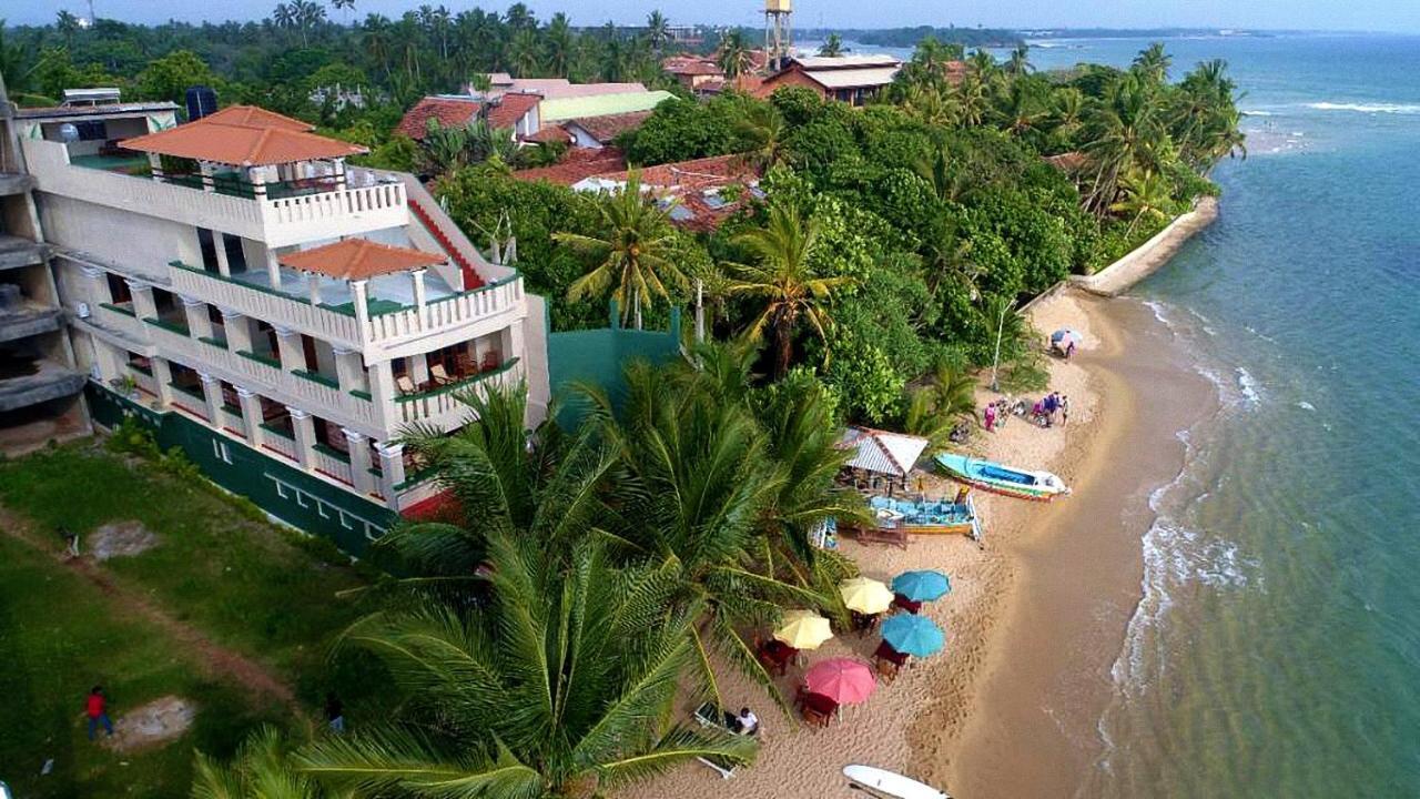 Hotel Coconut Bar Sea Lodge Берувала Экстерьер фото